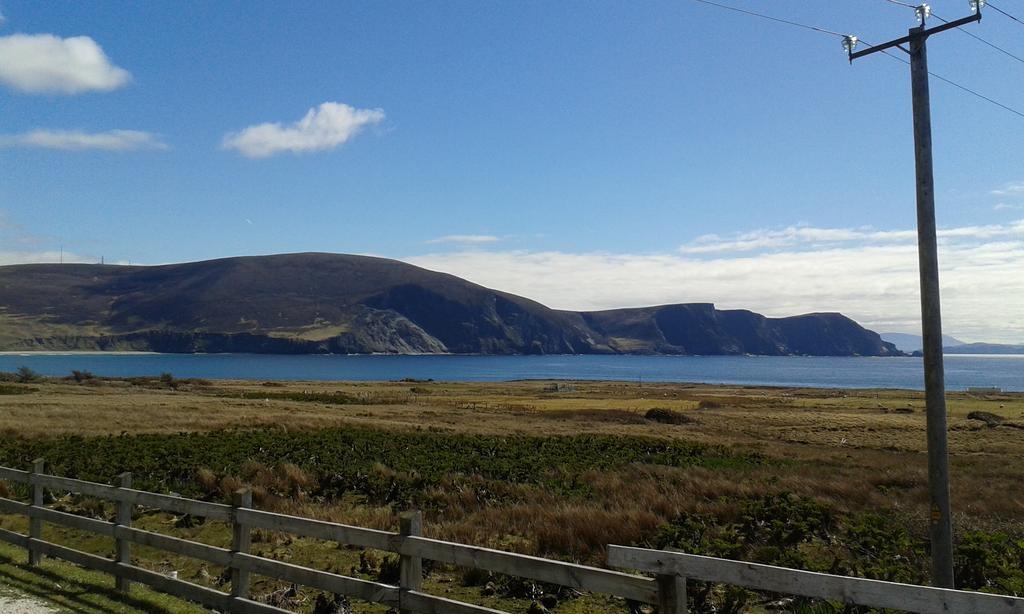 Achill West Coast House Bed & Breakfast Dooagh Dış mekan fotoğraf